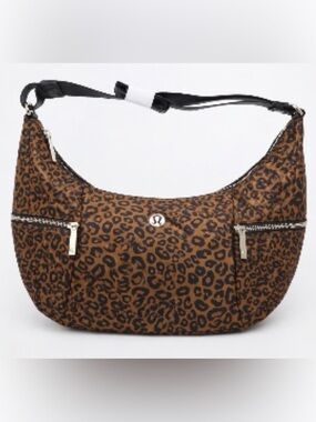 Lululemon Leopard Slouchy Sling Bag - 6L